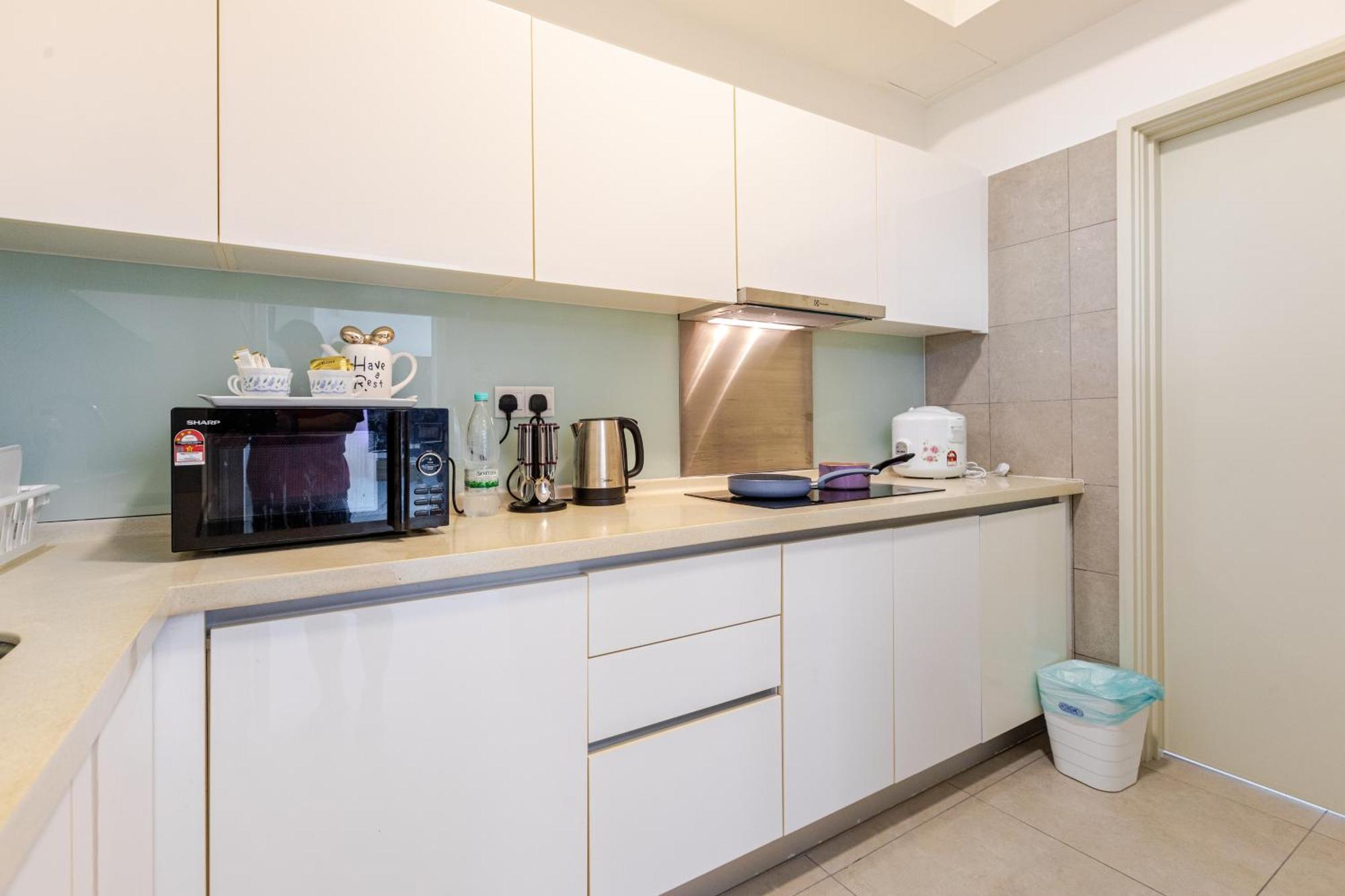Hostahome Suites At Afiniti Residence Walk To Legoland Nusajaya  Dış mekan fotoğraf